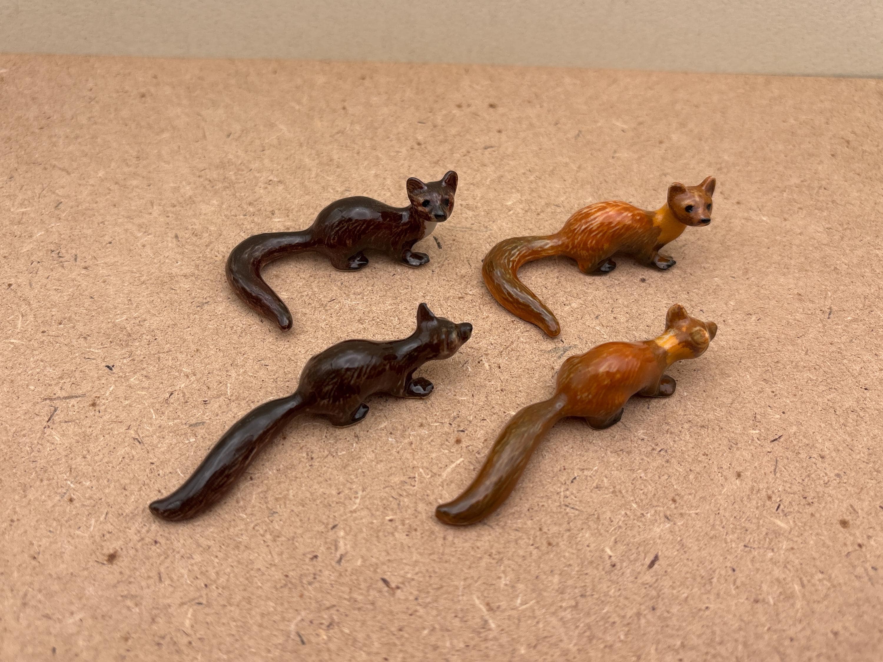 陶器製テンの置物：森の動物装飾、2個セット - Etsy 日本