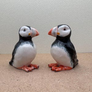 Hand-Painted Puffin Ceramic Salt & Pepper Shakers - Coastal Kitchen Decor for Bird Lovers, Figurine Collectors, and Gift Giving