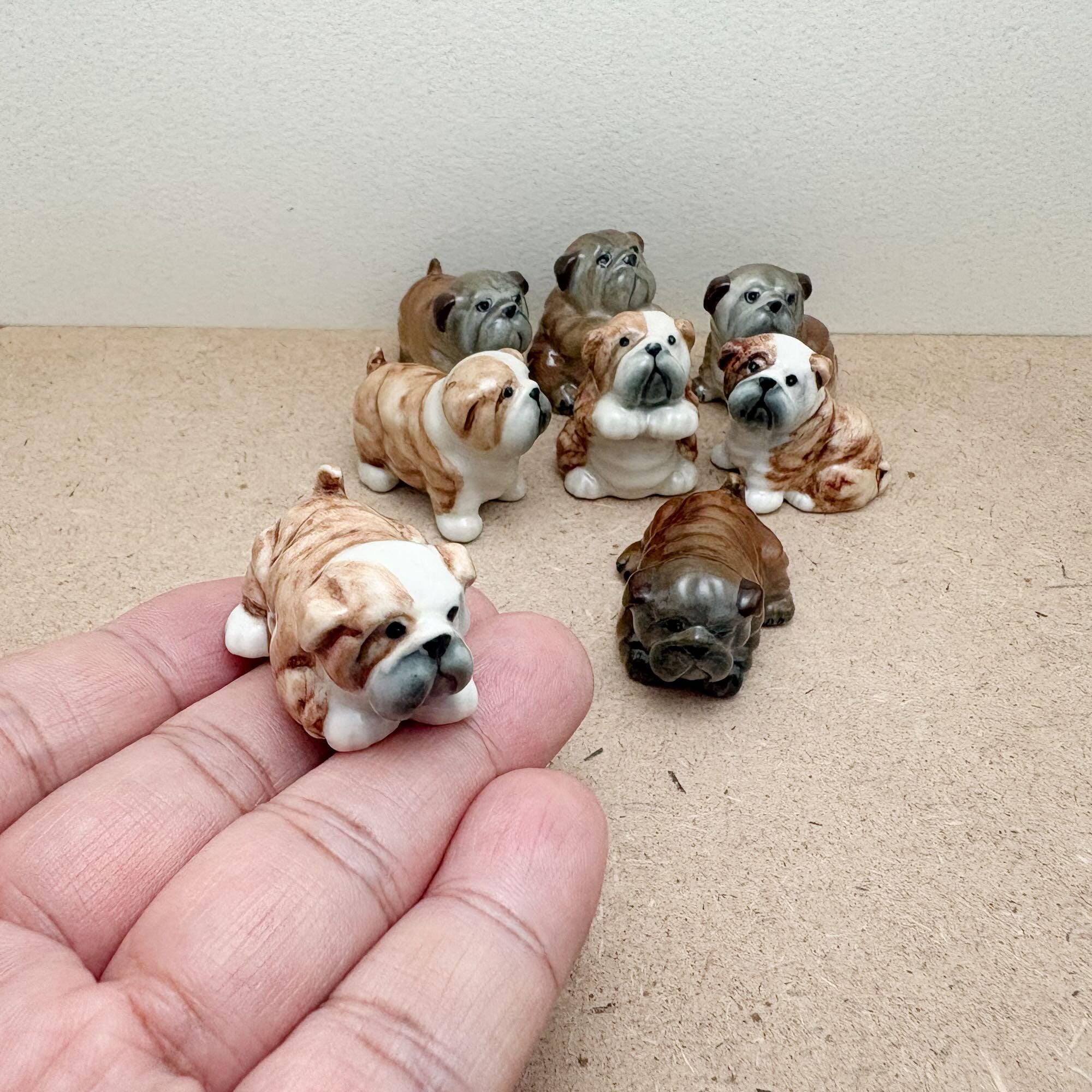 手描きの陶器製ブルドッグの置物セット：ミニチュア犬の彫刻 - Etsy 日本