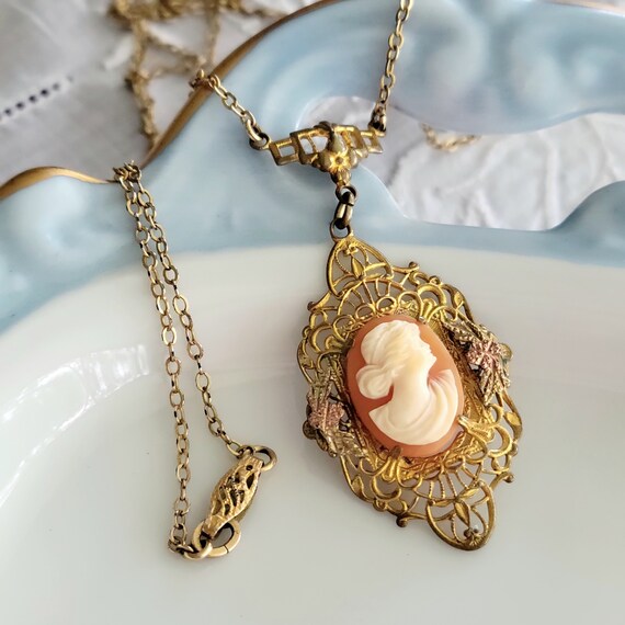 Vintage Lavalier Cameo Necklace, Art Deco Nouveau… - image 1