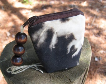 Coin Purse, Key Ring Bag, Black & White, cotton bag, wood beads pull,