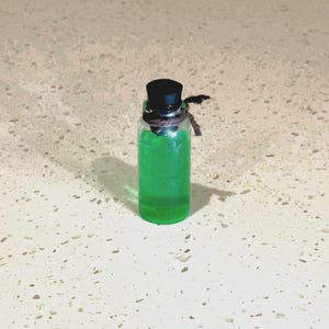 Minor Stamina Potion | Resting Green and Grass Shimmer Flask Bottle Brew