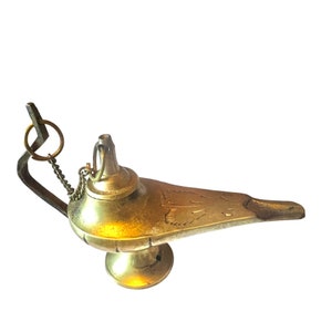 Miniature Brass Genie Lamp Oil Burner With Hinged Lid & Chain Vintage