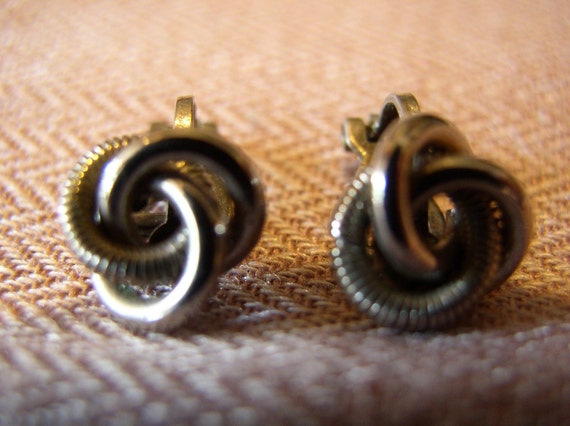 Vintage Knot Earrings - image 2
