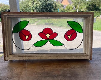 Art Deco Stained Glass: Vibrant Red, Yellow, and Green