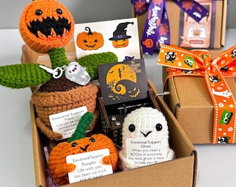Personalized Halloween Gift Box|Trick or Treat Gift Box-Crochet Birthday Gift for Her,Best Friend/Teacher/Mom Gift Box,Spooky Gift box