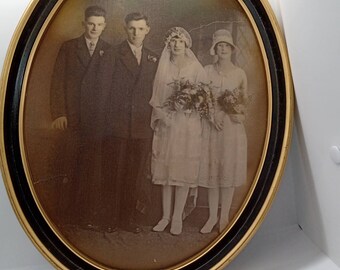 Vintage Wedding Picture Oval Frame