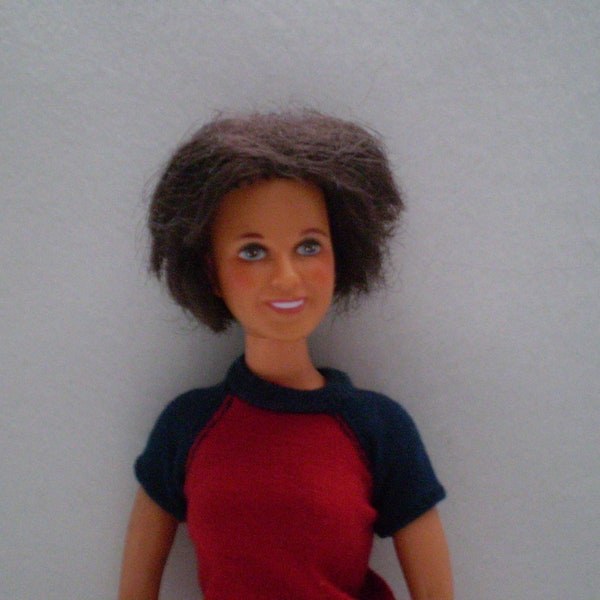 Vintage 1977 Dorothy Hamill Doll Ideal toys