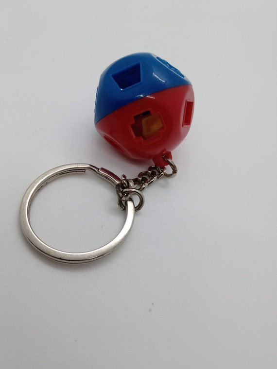 Small tupperware best sale keychain