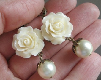 Creme Rose Earrings Pears attached to Flowers hanging from Brass Ear wire Vintage Pearl Bridesmaid Wedding Earrings