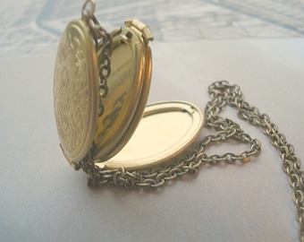 Folding Locket Necklace Brass Four Photo Locket Oval Gold Locket Jewelry Pendant Mom Locket Memorial Jewelry