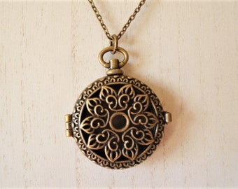 Brass Filigree Locket Necklace Memory Locket Vintage Style Stopwatch Keepsake Locket Jewelry Heirloom Locket
