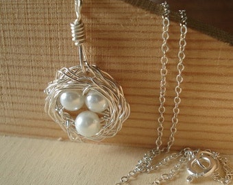 Bird Nest Necklace Silver Nest Necklace Gift for Mom Birdnest Jewelry Necklace Mom Child Necklace  Pearl Nest
