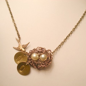 Bird Nest Necklace Personalized Bird nest 2 Pearl Nest with Engraved Initials Gift for Wife Bird Mom Sister Family Nest Jewelry