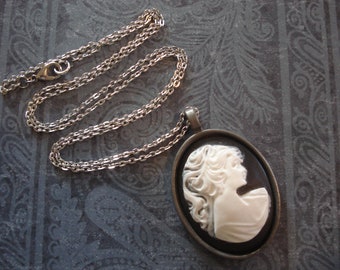 Cameo Lady Necklace Black and White Cameo Pendant Gift for Mom Long Silver Chain Mother's Day Gift