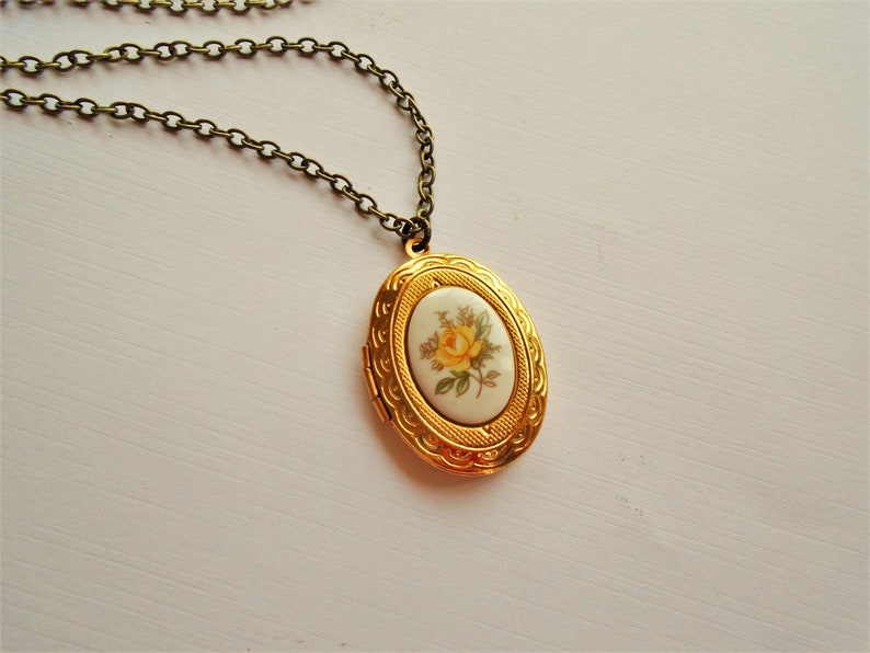 Yellow Rose Locket Gold Oval Locket Necklace Yellow Rose Cameo Limoge Locket Flower Locket Bridesmaids Jewelry image 5