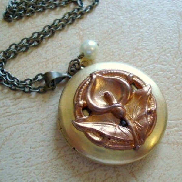 Calla Lily Locket Necklace Water Lily Necklace Brass Gold Photo Locket Flower Jewelry Fall Necklace