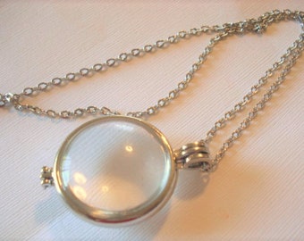 Silver Glass Photo Locket Necklace - Keepsake Jewelry Gift