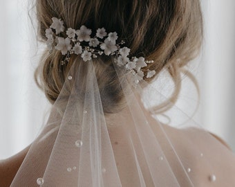 LAURETTE | Floral bridal hair pins, wedding hair pins