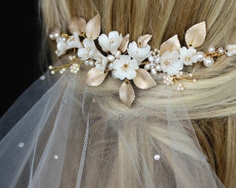 LUCILLE | Floral bridal hair comb, gold wedding comb