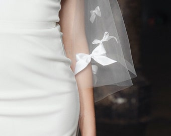 HEPBURN | Wedding veil with bows, chapel length veil, 2 tier veil, floor length veil, cathedral veil