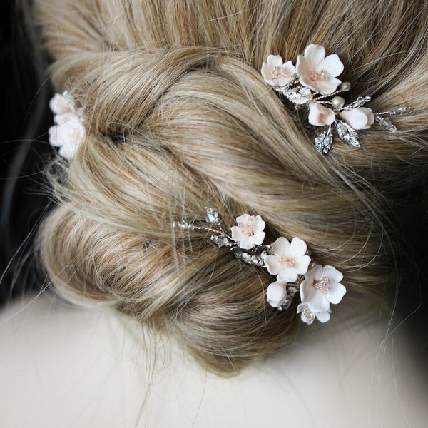 FABLES | Champagne floral bridal hair pins, wedding hair pins