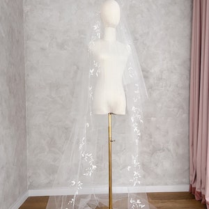 WILD WILLOWS Chapel wedding veil, embellished bridal veil with blusher, bridal veil with lace leaves image 3