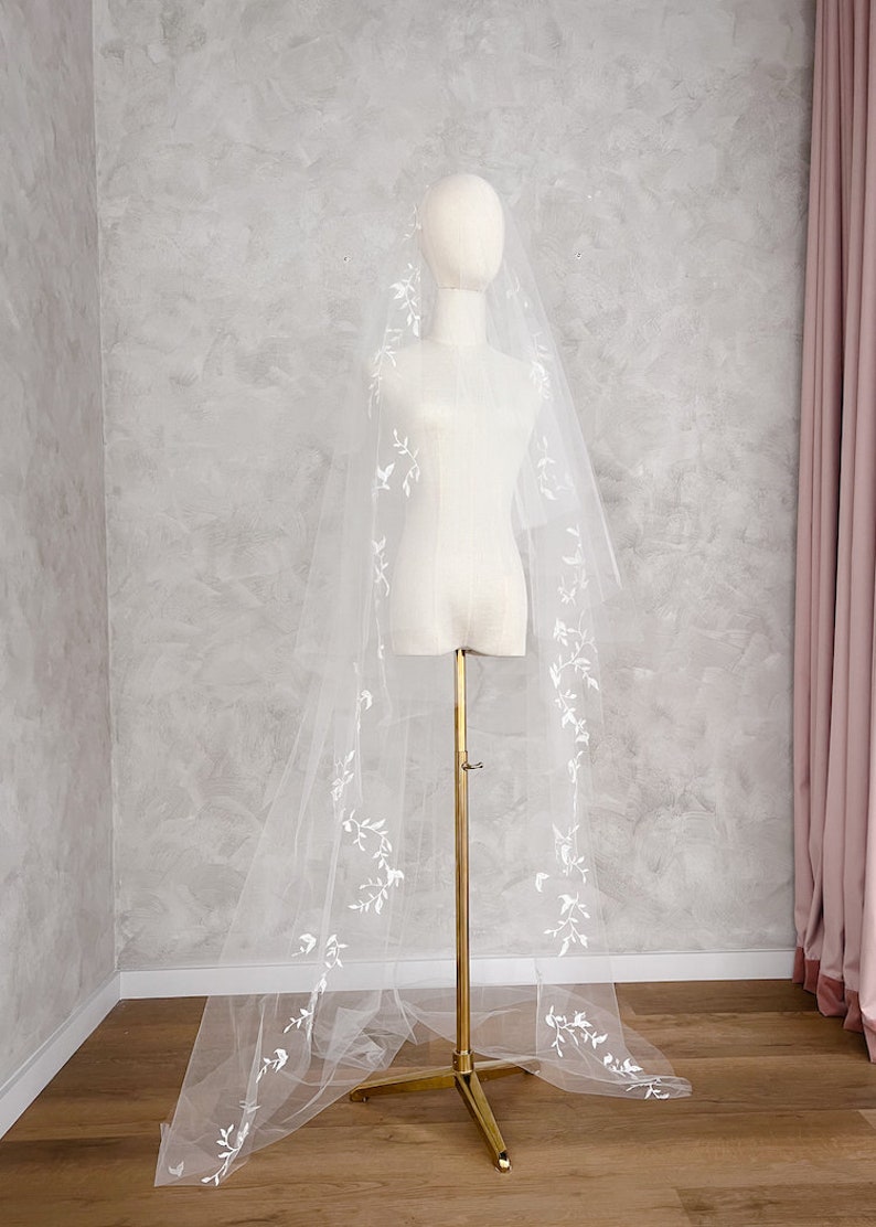 WILD WILLOWS Chapel wedding veil, embellished bridal veil with blusher, bridal veil with lace leaves image 3