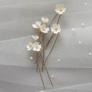 WHISPER Floral hair pins, wedding hair flowers, floral hair pin, floral hair piece Gold/ivory