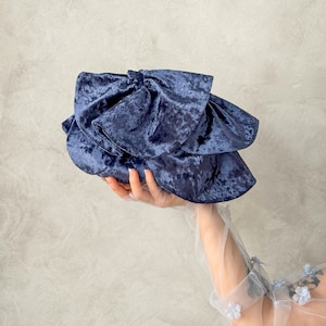 MIDAS | blue velvet clutch, bridal clutch purse, wedding clutch, blue clutch, gift for bride, Mother of the Bride gift