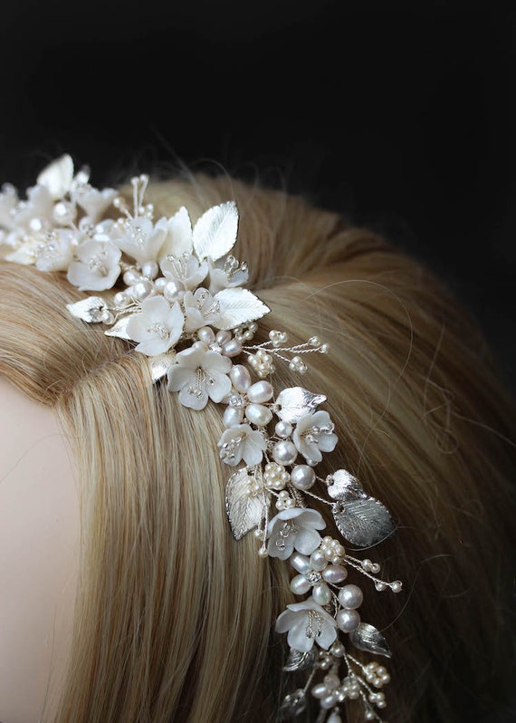 Elegant Crystal Love Heart Tiara Crown Headband Bride Hairband Wedding Jewelry Elegant Crystal Love Heart Tiara Crown Headband Bride Hairband Wedding Jewelry
