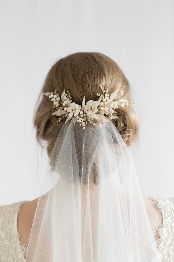 Pearl and Rhinestone Wedding Veil Comb - Elegant Bridal Hair Accessories