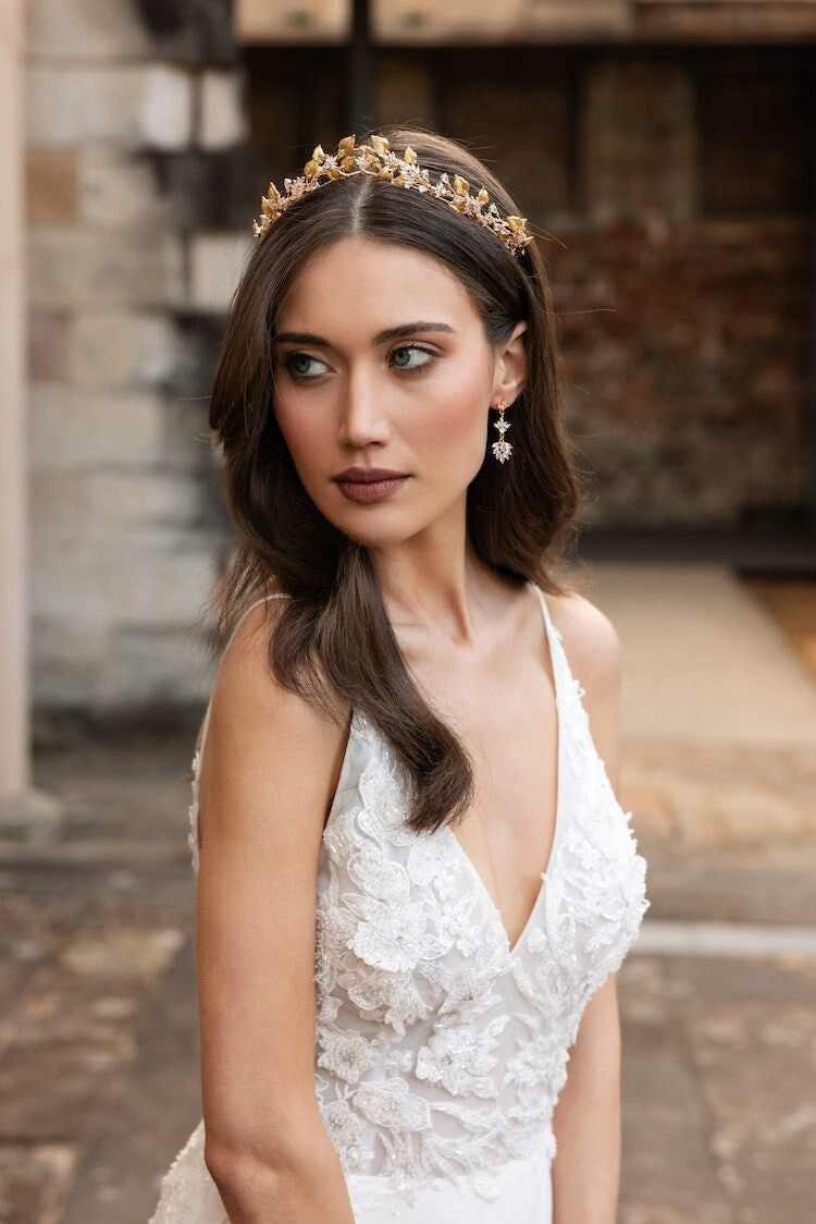 Womens Venice lace crown tiara wedding David main image 3