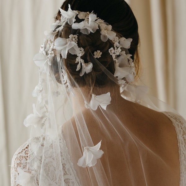 CATALINA | Floral wedding veil, bridal veil, chapel veil, cathedral veil