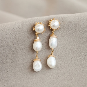 LEON Pearl bridal earrings, statement wedding earrings, pearl drop earrings, gold bridal earrings image 1