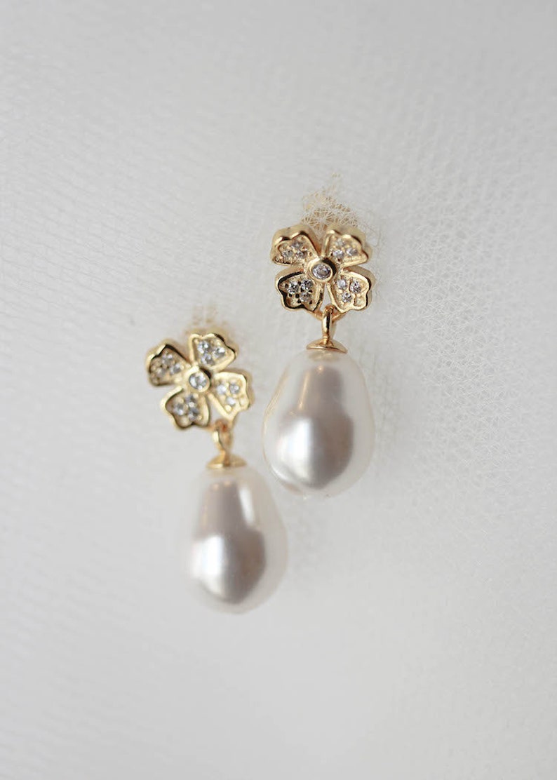 JULIETTE Floral bridal earrings, pearl wedding earrings, bridal earrings, pearl drop earrings image 8