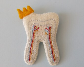 Tooth Cross Section with Crown Brooch Dental Pin Dentist Jewellery Teeth Jewelry