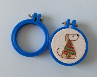 Electric Blue Mini Embroidery Hoop 40mm: 3D Printed Display Hoop