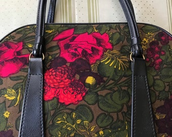 Vintage 1970s Tapestry Bag, Tapestry Tote, Bohemian Style, Hippie, Floral Handbag, Floral Satchel
