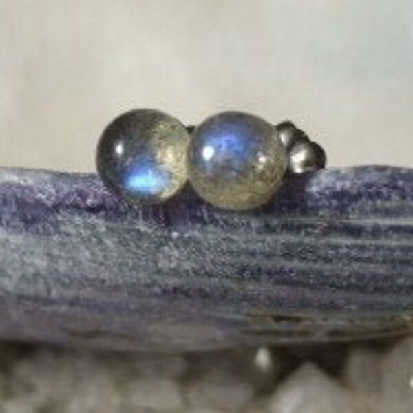 Labradorescence Exists Round 5mm Labradorite Stud Earrings Earings Titanium Post and Clutch Flash Hypo Allergenic