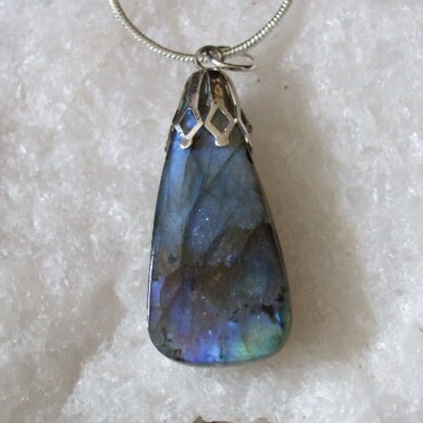 Lovely Blue Flash Labradorite with Sterling Silver Chain