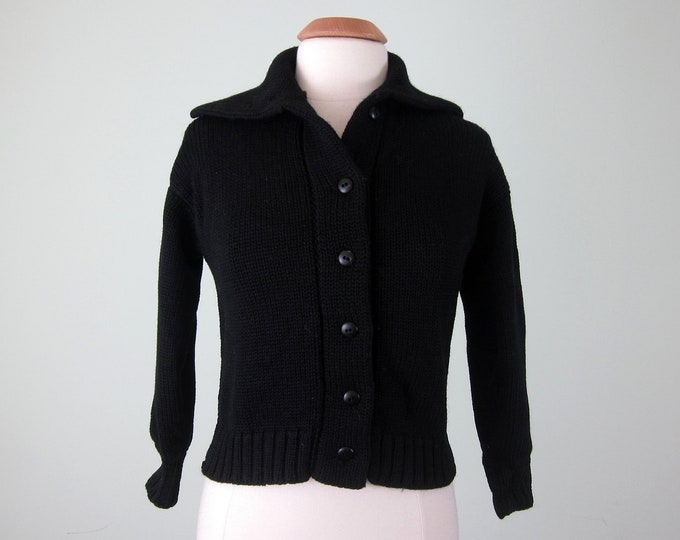 40s Sweater / Black Wool Knit Cropped Button Cardigan s M - Etsy