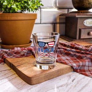 4th of July Shot Glass, Independence Day shot glass, Patriotic Drinkware, Red White and Blue Shot glass, American Flag Shot Glass, July 4th
