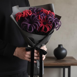 Fantasievolle Häkelblumen-Anleitung, einzigartige DIY-Deko mit Medusa-Pflanze, einfache Anleitung für eine gotische Spinnenlilie, PDF-Anleitung für einen schnellen Blumenstrauß