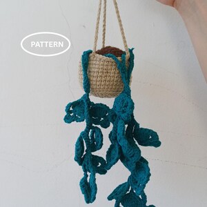 Crochet Plant Skull Ivy Amigurumi Pattern PDF:  Gothic Hanging Pot, Funny Crochet, Interior Decor