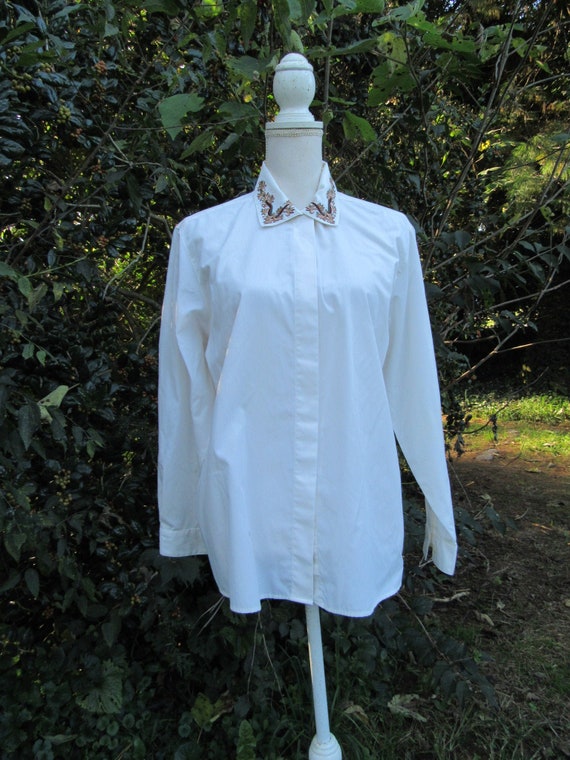 90s Pendleton Blouse/ Embroidered Collar/ Ivory Bl