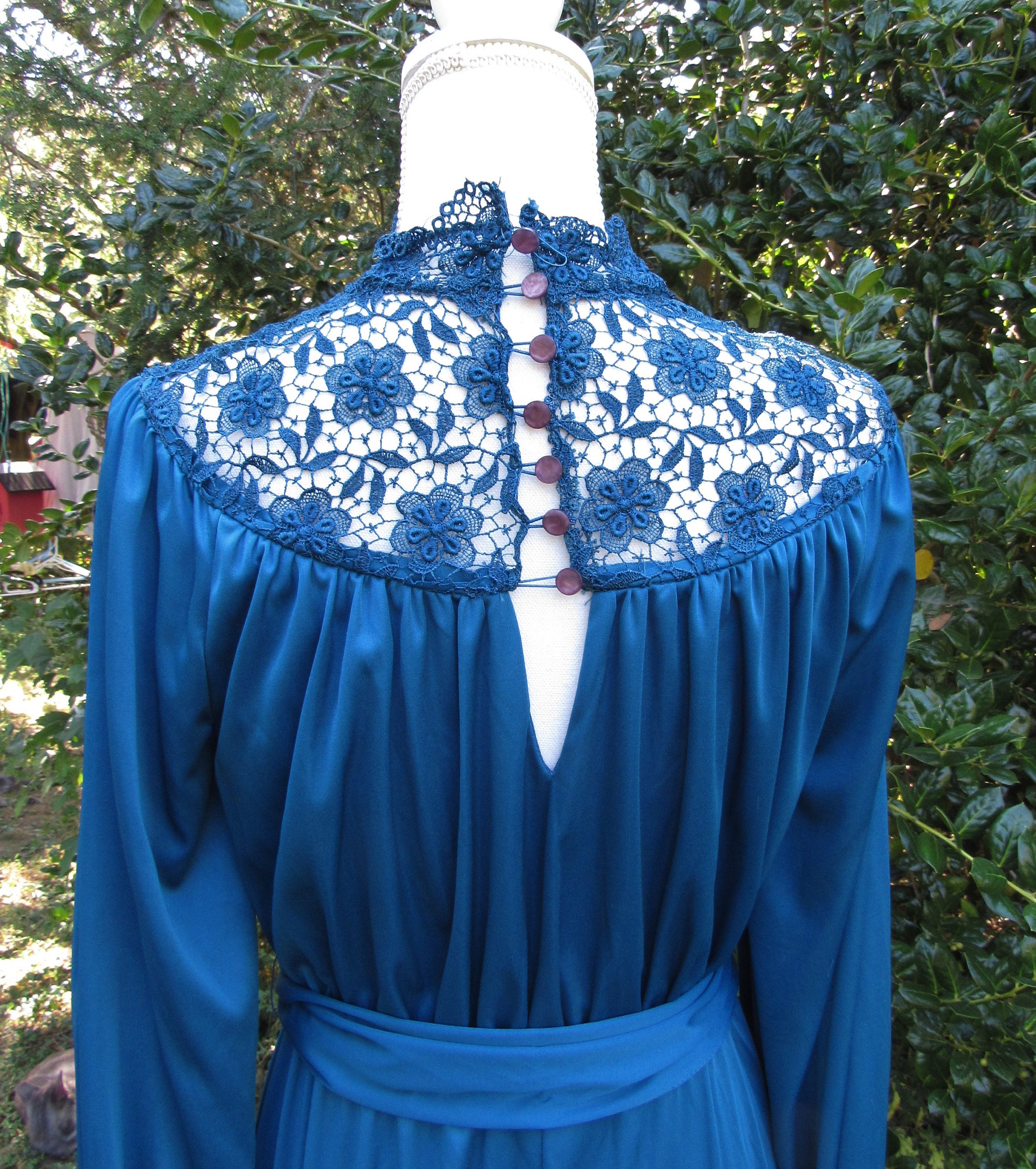 Autumn Winter Women Long Sleeve Hooded Sweatshirt Dress Knee Length Midi Robe Femme Bodycon 