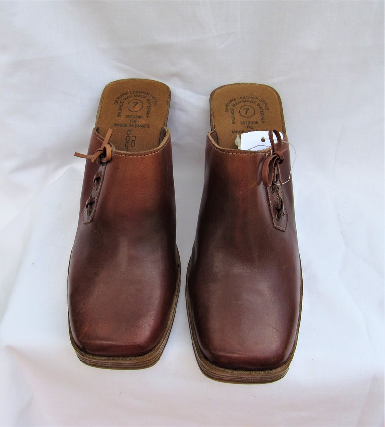 90s Leather Mules Clogs size 7 Made in Brazil Square Toes Brown Leather Woodgrain Heels High Heels PlatformsUnworn Deadstock