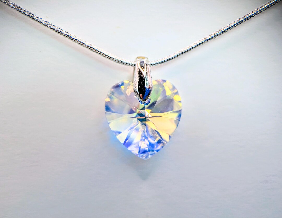 Elegantes Herzkette Von Swarovski Bilder
