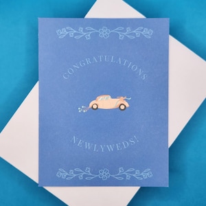Carte de félicitations pour les jeunes mariés - carte de mariage - bleu - voiture de fuite